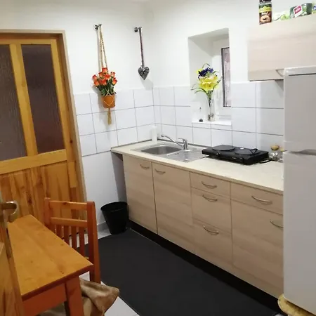 Rodinny S Kuchynkou Luxury tent Bile Vchynice