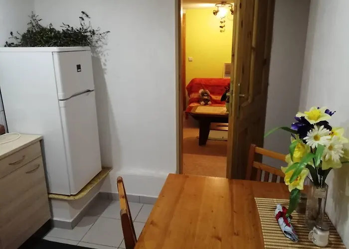 Na Venkove Nedaleko Jezera Stit Bile Vchynice